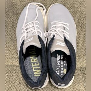 Strike Movement (mvmnt) Cross Platform 2.5mm size 10.5 athletic running shoes